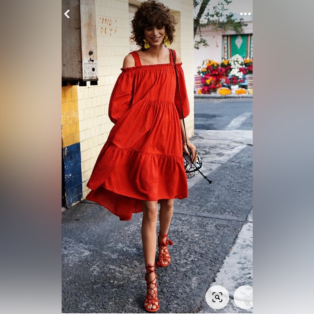 SOLD - H&M textured off the shoulder sundress